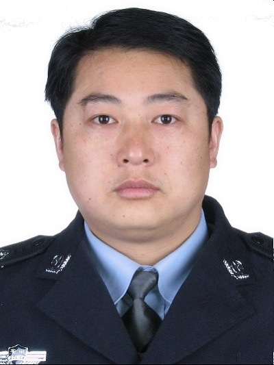 阚群.png